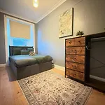 Appartement 2 Bedroom Flat Near Centre *