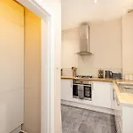 Refined 2-bed Flat With Classic Charm