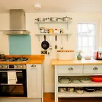 Daire 1 Bedroom In Historic Georgian Townhouse