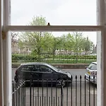 Gardners Crescent Апартаменты *