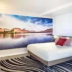 Novotel Centre Отель 4*
