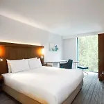 Courtyard By Marriott West فندق إدنبرة
