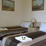 Pensjonat Alba Hills 3*