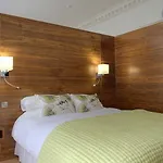 Clarendon Luxury Hotel