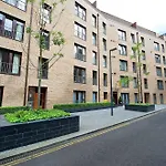 Staycity West End Hotel