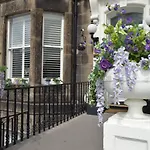 Edinburgh37 إدنبرة