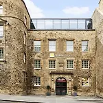 Adagio Royal Mile Hotel apartamentowy 4*