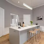 Joivy Spacious Close To Princes Street Apartmán Edinburgh