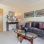 Joivy Inviting Near Leith Walk