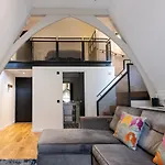 Linton Collection - Blackfriars Lofts Apartment Edinburgh