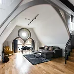 Linton Collection - Blackfriars Lofts * Edinburgh
