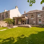 Сasa de vacaciones The Lochside House