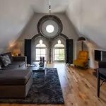 Linton Collection - Blackfriars Lofts Apartment *