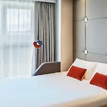 Adagio Royal Mile 4* Edinburgh