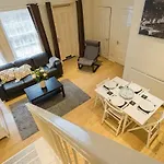 2br Grassmarket With Castle View Apartamento Edimburgo