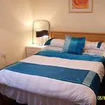 Daire Eagles Land Edinburgh