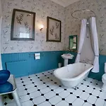Escape To @ Albyn Place Apartman *
