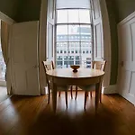 Escape To @ Albyn Place * Edinburgh