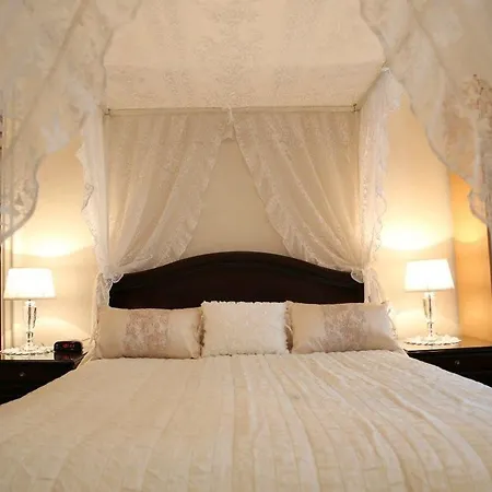 Ecosse Hotel 4*
