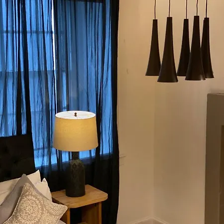 Queen Street Boutique 5*