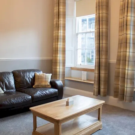 Stylish 3 Bedroom Flat In Historic West End Location Apartment Edinburgh