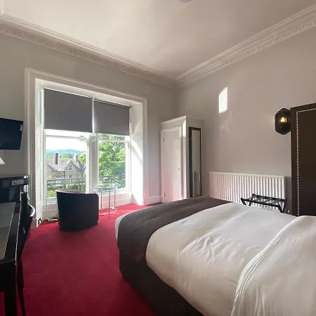 No6 West Coates Otel 3*