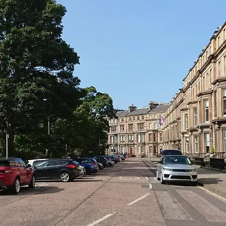 Appartement Violet Bank West End.