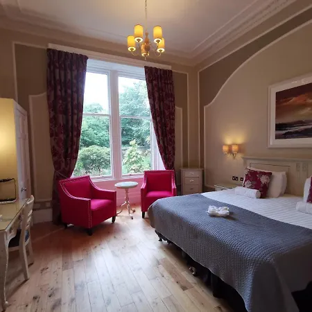 بيت ضيافة The Haymarket Lairg إدنبرة