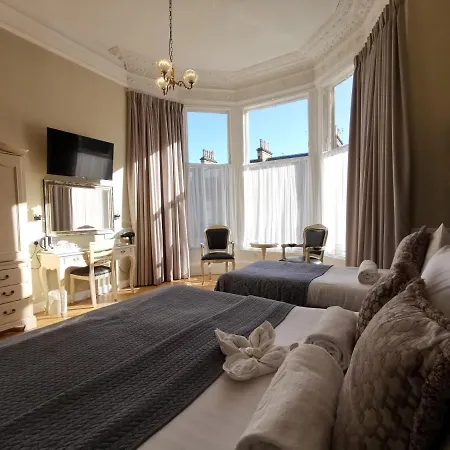 The Haymarket Lairg Konukevi Edinburgh