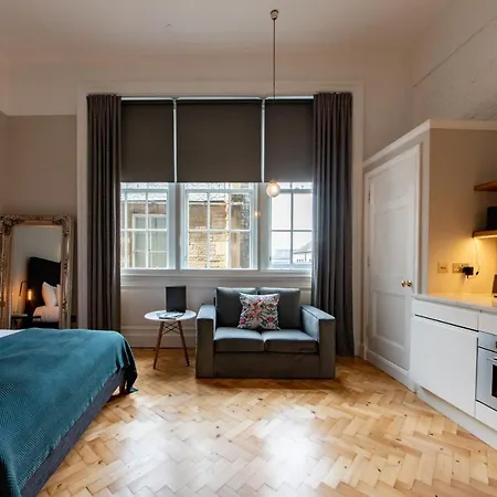 Linton Collection - 28 North Bridge * Εδιμβούργο