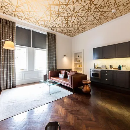 Linton Collection - 28 North Bridge * Εδιμβούργο