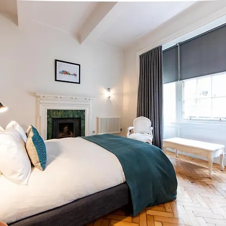 Linton Collection - 28 North Bridge * Εδιμβούργο