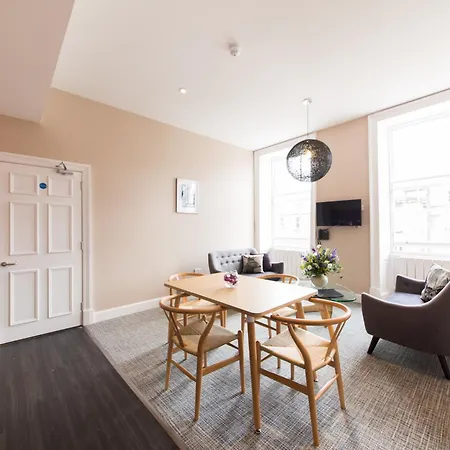 The Spires Serviced * 爱丁堡