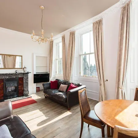 St Giles Royal Mile דירה