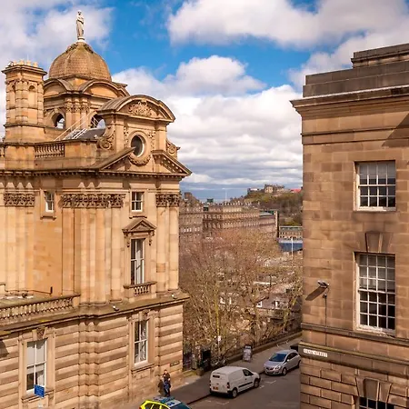 Bank St Royal Mile Edimburgo