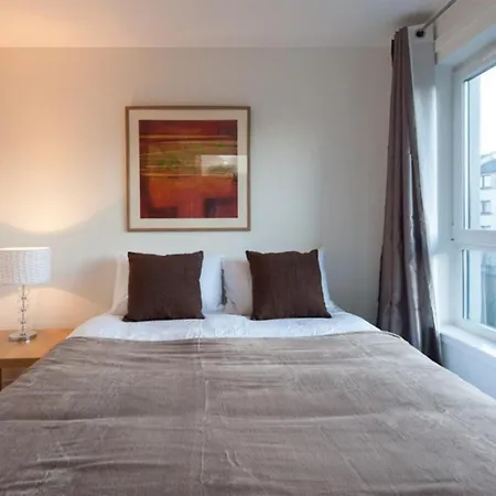 Apartment The Lochend Park View Edinburgh