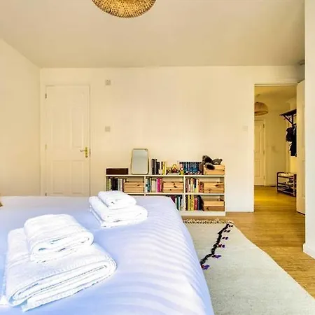 公寓 Chic Modern In Leith 爱丁堡