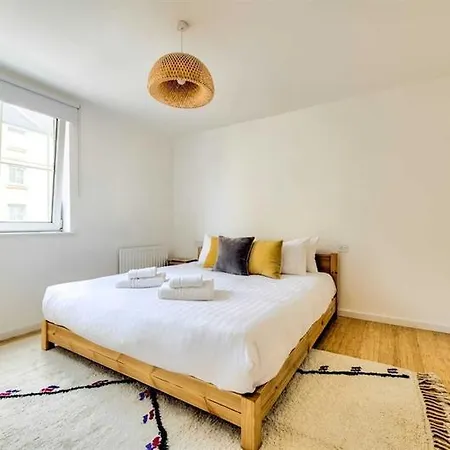 Chic Modern In Leith 公寓 *