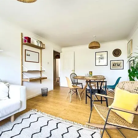 Chic Modern In Leith 公寓 *