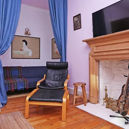 Apartment Joivy Iconic Colorful On The Royal Mile *