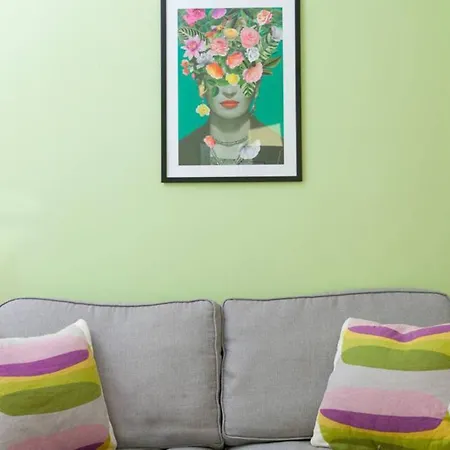 Bright And Modern Causewayside *