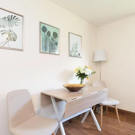 Allanfield Quiet Central Family With Parking Appartement Édimbourg