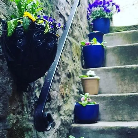 Edinburgh's Dean Village River View Retreat Édimbourg