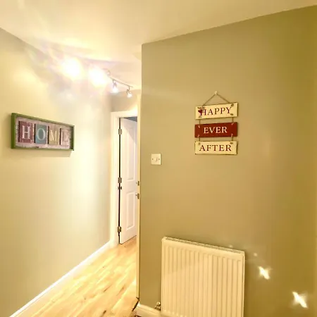 Apartment Advocates *