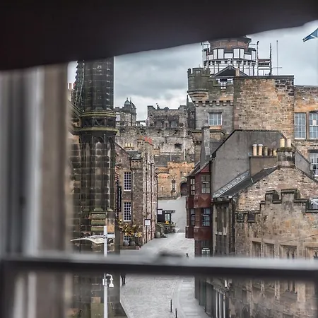 F&o - 1 Bedroom Royal Mile Stunning Castle View Sleeps 2 דירה *