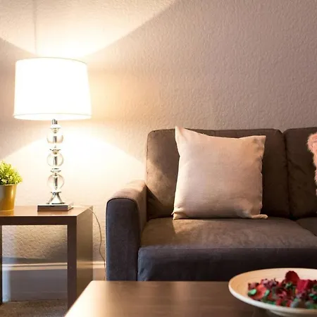 Stunning 2-bed In Apartment Edinburgh