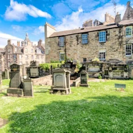 Guestready - Greyfriars Bobby View - Old Town Apartment