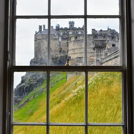 Daire Castle Wynd - Historic Castle Views Central *