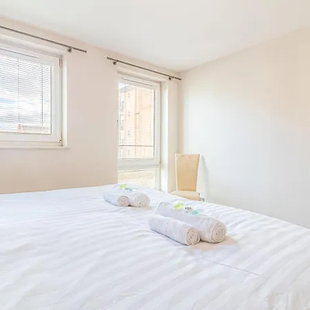 Pass The Keys Modern & Roomy Apt With Great Viewsfree Parking! Διαμέρισμα *