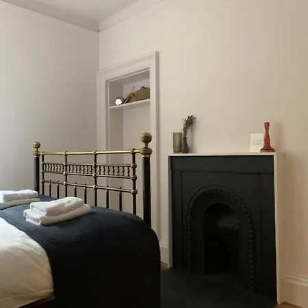 Апартаменты Royal Bolthole *